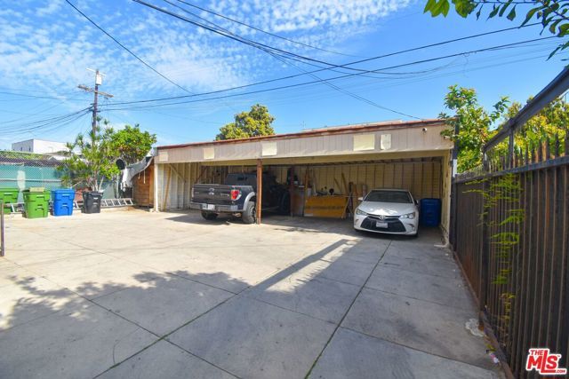 2010 S Harcourt Avenue, Los Angeles, CA 90016