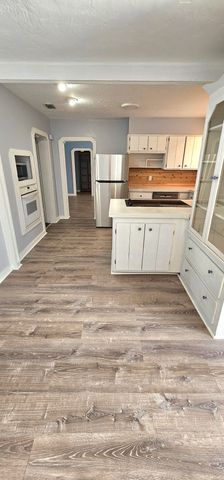 117 W Pasco Lane, Cocoa Beach, FL 32931