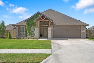 215 Hunt Street, Pea Ridge, AR 72751