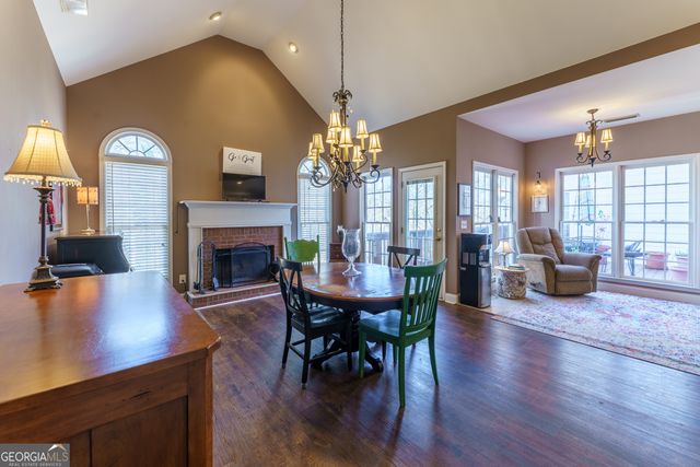 6506 Vista View Court, Flowery Branch, GA 30542