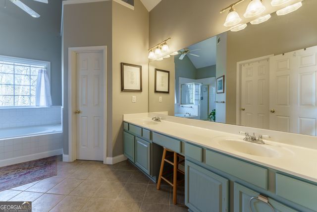 6506 Vista View Court, Flowery Branch, GA 30542