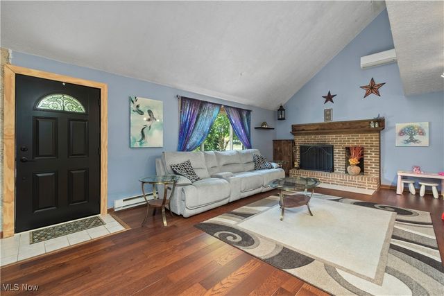 2565 Abbe Road, Sheffield Village, OH 44054