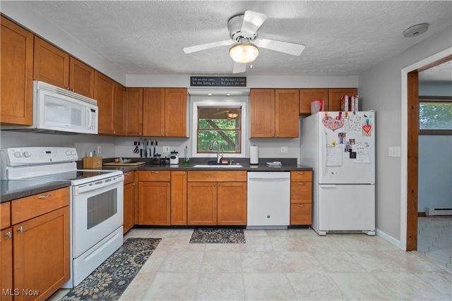 2565 Abbe Road, Sheffield Village, OH 44054