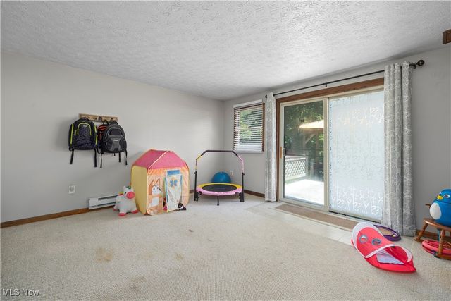 2565 Abbe Road, Sheffield Village, OH 44054