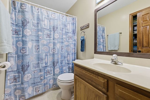 344 Patriots Landing, Coatesville, IN 46121