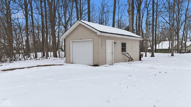 344 Patriots Landing, Coatesville, IN 46121