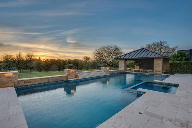 401 Brave Face ST, Leander, TX 78641