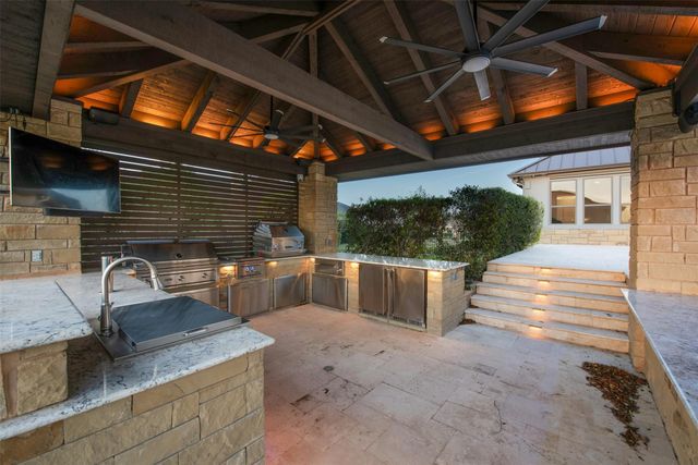 401 Brave Face ST, Leander, TX 78641