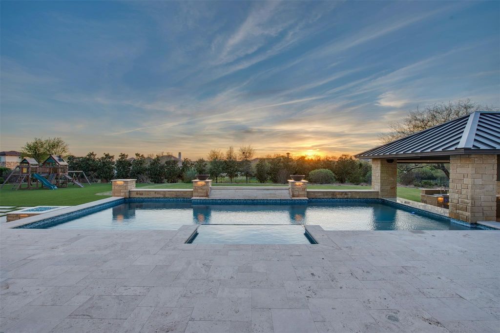 401 Brave Face ST, Leander, TX 78641