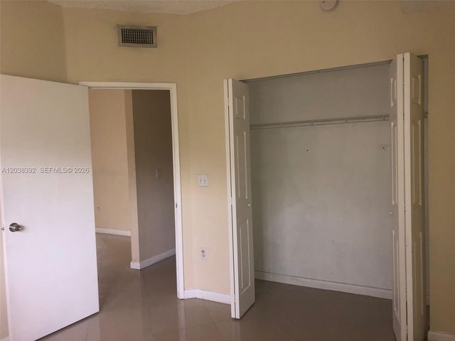 6992 SW 39th Street I101, Davie, FL 33314