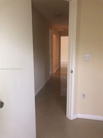 6992 SW 39th Street I101, Davie, FL 33314
