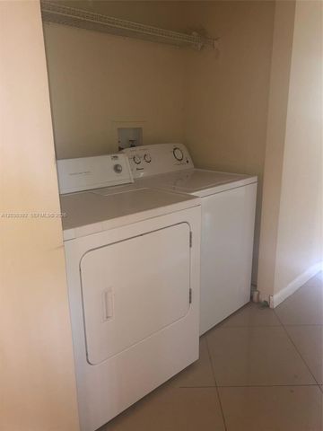6992 SW 39th Street I101, Davie, FL 33314