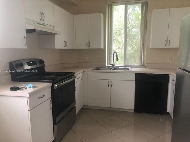 6992 SW 39th Street I101, Davie, FL 33314