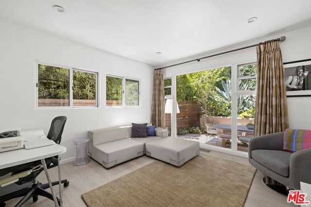 2509 Greenvalley Road, Los Angeles, CA 90046