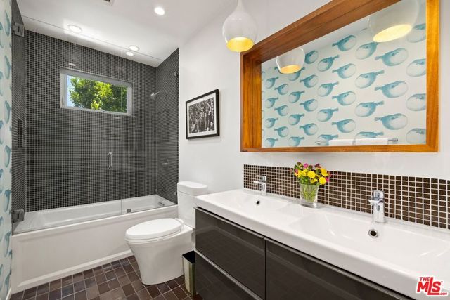 2509 Greenvalley Road, Los Angeles, CA 90046