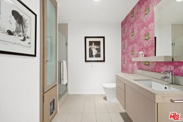 2509 Greenvalley Road, Los Angeles, CA 90046