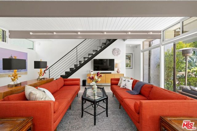 2509 Greenvalley Road, Los Angeles, CA 90046