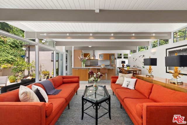 2509 Greenvalley Road, Los Angeles, CA 90046