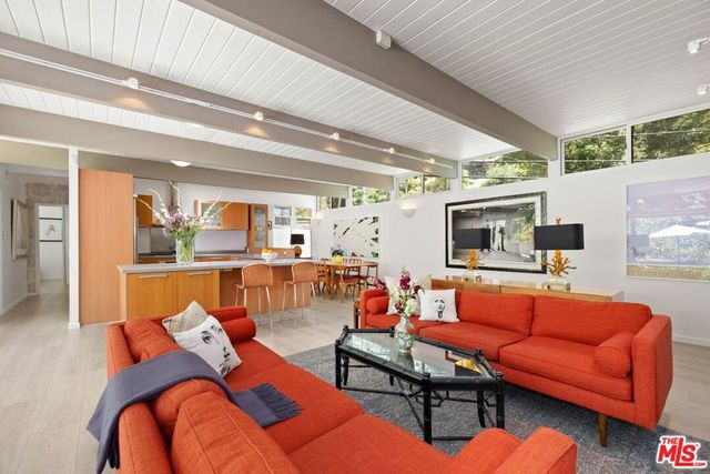 2509 Greenvalley Road, Los Angeles, CA 90046