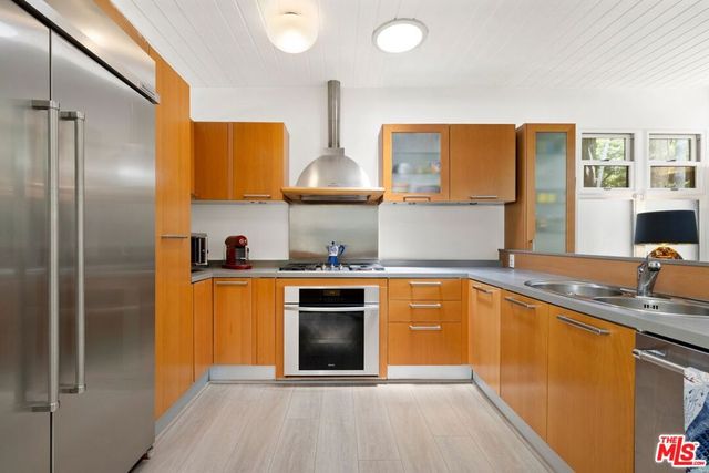 2509 Greenvalley Road, Los Angeles, CA 90046