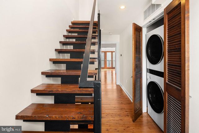 1245 E COLUMBIA AVE, Philadelphia, PA 19125