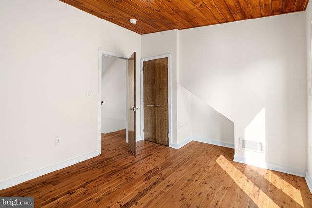 1245 E COLUMBIA AVE, Philadelphia, PA 19125