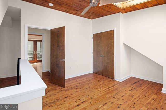 1245 E COLUMBIA AVE, Philadelphia, PA 19125