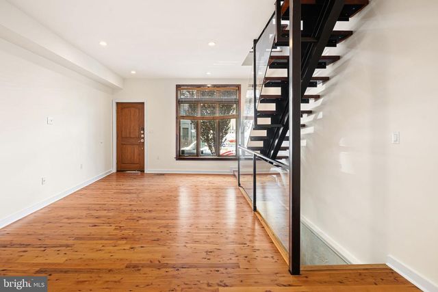 1245 E COLUMBIA AVE, Philadelphia, PA 19125