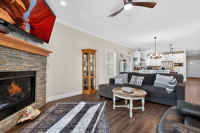 169 Hialeah Lane, Grayslake, IL 60030