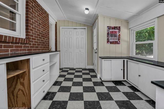 2807 Holt Drive, Columbia, SC 29205