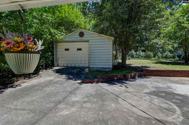 2807 Holt Drive, Columbia, SC 29205