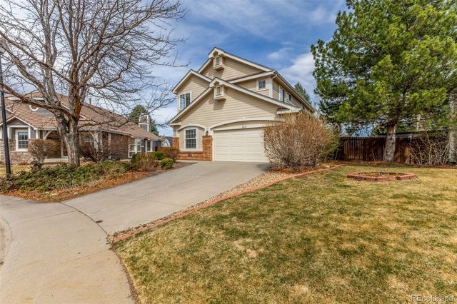 8825 Fairview Oaks Place, Lone Tree, CO 80124
