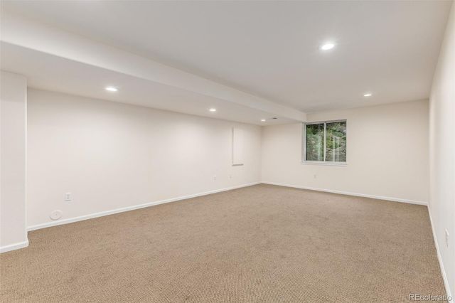 8825 Fairview Oaks Place, Lone Tree, CO 80124