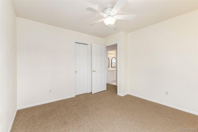 8825 Fairview Oaks Place, Lone Tree, CO 80124