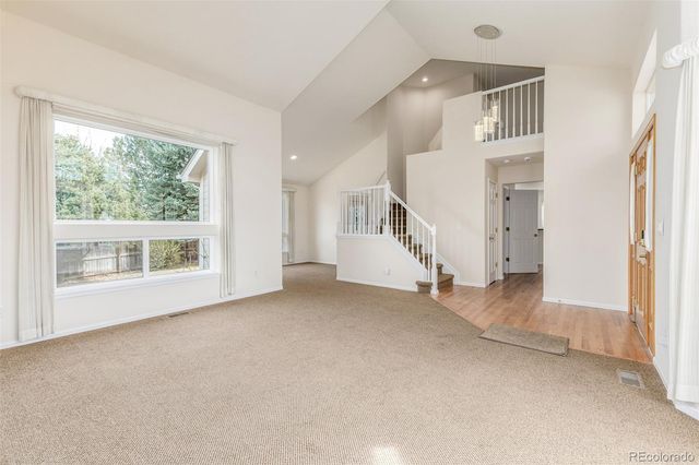 8825 Fairview Oaks Place, Lone Tree, CO 80124