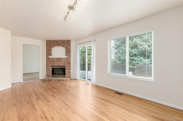 8825 Fairview Oaks Place, Lone Tree, CO 80124