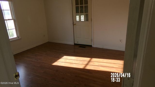 207 N Kennedy Street, Beulaville, NC 28518