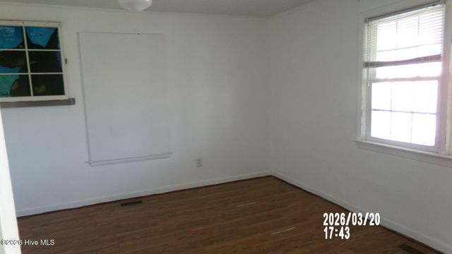 207 N Kennedy Street, Beulaville, NC 28518