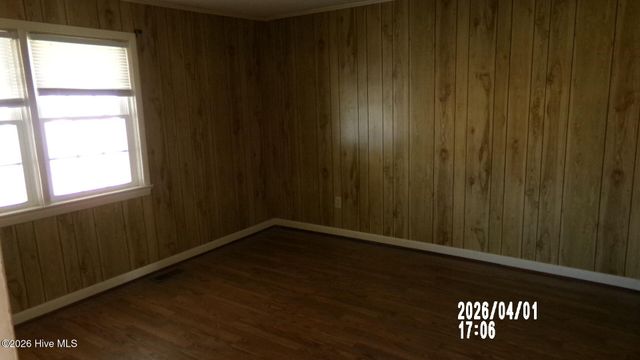 207 N Kennedy Street, Beulaville, NC 28518