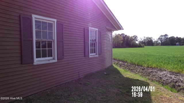 207 N Kennedy Street, Beulaville, NC 28518