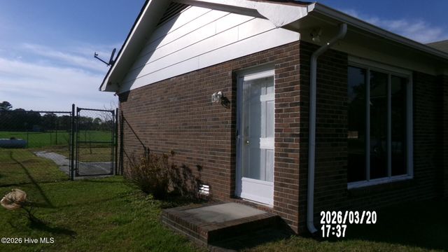 207 N Kennedy Street, Beulaville, NC 28518