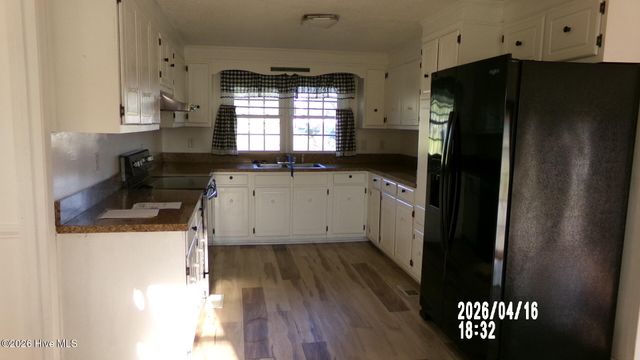 207 N Kennedy Street, Beulaville, NC 28518