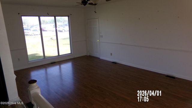207 N Kennedy Street, Beulaville, NC 28518