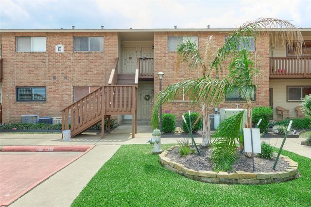 801 River Road E-111, Montgomery, TX 77356