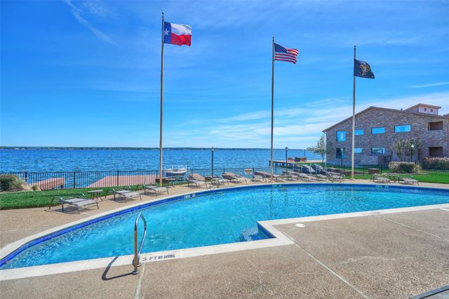 801 River Road E-111, Montgomery, TX 77356