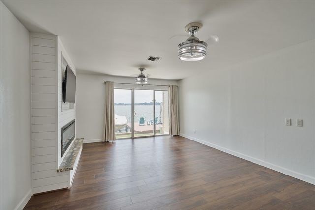 801 River Road E-111, Montgomery, TX 77356