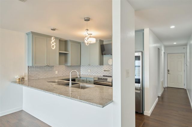 801 River Road E-111, Montgomery, TX 77356