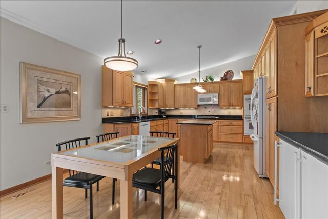1123 Breckenridge Avenue, Lake Forest, IL 60045