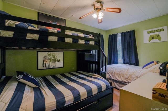 84 Ulster Avenue, Esopus, NY 12487