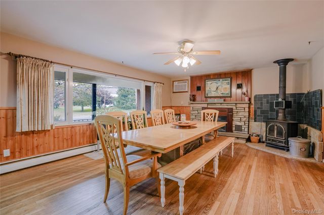 84 Ulster Avenue, Esopus, NY 12487